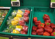 Peperoni spagnoli, confezionati o sciolti.