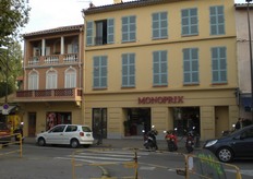 Per ultimo, e' stato visitato un punto vendita della catena Monoprix.