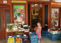 Negozio specializzato in ortofrutta.