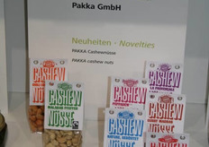 Frutta secca di ogni tipo e dimensione.