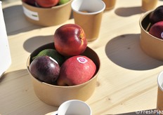 La frutta è stata data in omaggio ai turisti