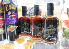 Oltre alla novità dei tarallucci 'nduja e miele, l'azienda ha portato in fiera anche le gocce di cipolla e le gocce di peperoncino. Si tratta di fermentati.
