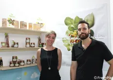 Melani Minissale e Miki Lembo in rappresentanza dell'azienda siciliana A Ricchigia.