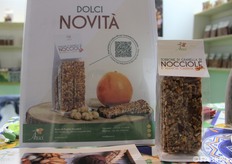 Tra le novità proposte in fiera, il torrone di granella di nocciole e arancia candita.