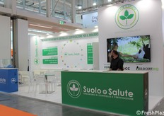 Lo stand dell'organismo di controllo e certificazione Suolo e Salute.