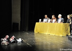 Furiani fa rima con radicchi, messi in bella vista sul palco