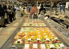 Confezioni di mele biologiche