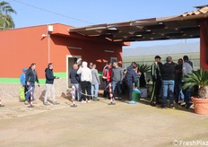 Lunghe file per registrarsi al PomoDay di Acate, oltre 250 i partecipanti