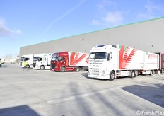 I 4 TIR pronti per la partenza