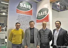 Allo stand di Sais: Giovanni Migliorisi, Danilo Bo, Nicola Santini r Bashar Al Talli 