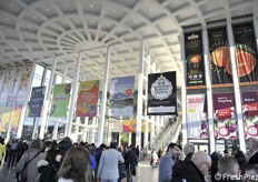 La rete di imprese La Grande Bellezza Italiana ha scelto di acquistare un grande pannello pubblicitario all'ingresso della fiera, invece di uno stand proprio 