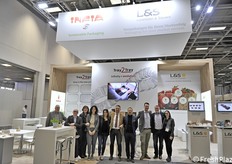 Foto di gruppo presso Infia