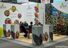Lo standi di Griba, vivaio e azienda di breeding di varietà di mele