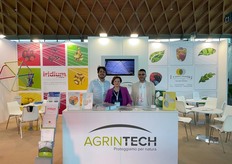 Lo stand Agrintech. Giovanni Gagliardo, Tiziana Romano, Alfredo D'Incecco