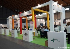 Stand collettivo di alcuni mercati all'ingrosso.