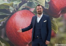 Dietro ogni mela è come se si nascondesse una porta d'accesso a un intero universo, tutto da scoprire. VOG ha in cantiere molte sorprese, nella prossima stagione 2023/24, proprio per comunicare al meglio la ricchezza e l'armonia del suo assortimento varietale.