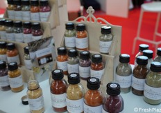 Una curiosità tra le innovazioni di prodotto. La ditta sudafricana Masterstock, impegnata nel promuovere a livello globale ingredienti tradizionali, tratti dalla biodiversità e dalle produzioni di nicchia, ha pensato di ideare una gamma di sale aromatizzato in diversi gusti, come aglio ursino, peperoncino, agrumi, vino, curry etc. Anche per l'Italia, la ditta è interessata a sperimentare l'abbinamento tra il puro sale dell'Atlantico e infusi di frutta, ortaggi e spezie che fungano da aromi, preservando così il gusto degli ingredienti e facendoli conoscere in modo insolito anche al di là dei loro confini.