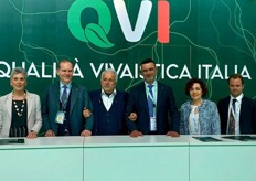 Area CIVI. Nella foto di gruppo, tra gli altri, anche Silvia Salvi, l'assessore all'agricoltura della Regione Calabria, Gianluca Gallo, i presidenti nazionali di Cia e Confagricoltura Cristiano Fini e Massimiliano Giansanti.