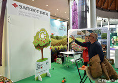 Proviamo a fare centro allo stand Sumitomo Chemical!