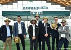 Il team Irritec a Macfrut. Da sinistra: un cliente, Ahmed Barr, Roberto Gattullo, Marco Bortolamei, Philippe Lejeune, Keith Bellin e Davide Navarra.