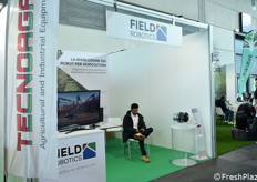 Lo stand Field Robotics.