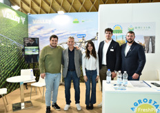 Nello stand Agrostar, da sinistra: Marco Martello, Enrico Capedri, Giulia Palaferri, Luca Bondesan (Valley) e Guglielmo Leis.