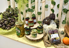 Un bell'assortimento di prodotti nello stand Villasor.