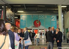 Ingresso ai Padiglioni 2 e 4.