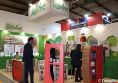 Conserve Manfuso, azienda che produce trasformati di pomodoro San Marzano biologico.