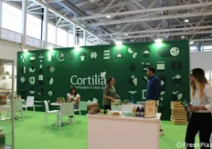Stand Cortilia, Società Benefit certificata Bcorp, la cui mission è connettere consumatori consapevoli e produttori sostenibili, attraverso un servizio efficiente, in un sistema rispettoso delle persone e del pianeta.