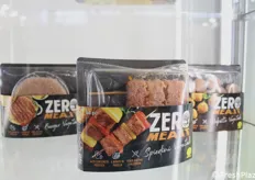 Parte della gamma di prodotti Zero Mea.it (burger, spiedini e polpette), a base di proteine vegetali, in confezioni 100% riciclabili e certificati V-Label Vegan.