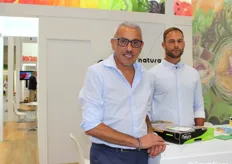 Gianni Romeo (responsabile commerciale dell'Organizzazione di produttori Natura) e Domenico Falcone (Ceo dell'azienda Cladì, specialista in zucchine e associata alla Op).
