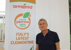 Perrina è una varietà di clementine (la più tardiva d'Italia), il cui costitutore è l'agronomo calabrese Francesco Perri, citrus scientist specialist.