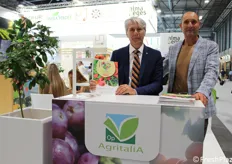 Michele Laporta con il produttore associato all'OP Agritalia Giuseppe Rizzo