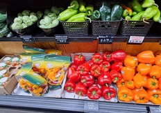 La variegata offerta di differenti tipologie di peperoni