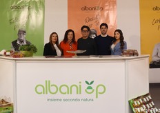 L'OP Albani, con al centro il presidente Salvatore Albani