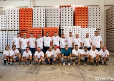 Una foto di gruppo con i collaboratori dell'azienda