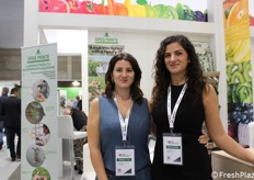 Luisa e Cecilia Di Primio di Apice Piante. "Per la prima volta abbiamo sperimentato l'esperienza della collettiva, al posto di avere un nostro stand singolo".