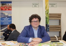 Riccardo Di Pisa. L'azienda Di Pisa è specializzata nella commercializzazione di prodotti ortofrutticoli sul mercato all'ingrosso di Bologna.