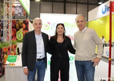 Fabrizio Barale (Sanifrutta), Stefania Mana (Ponso) e Eraldo Barale (Sanifrutta), in rappresentanza della OP Joinfruit di Verzuolo (provincia di Cuneo).