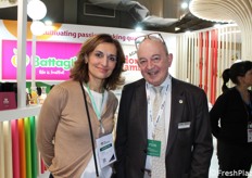 Cecilia Faeta, direttore marketing e comunicazione di Battaglio, insieme a Giorgio La Ferla, delegato Italia per Ifema-Fruit Attraction.