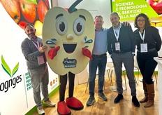 Per Agriges: Tullio Santagata - Technical & development manager, Alberto Pastorello – Area manager Nord Italia, Antonio Ardolino – Direttore Commerciale, Sara Iannelli – Marketing e Comunicazione Centro Italia   