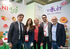 Granfrutta Zani, da sinistra, Sandro, Giulia, Elisa, Antonio Zani e Cristiano Ulivini  