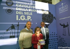 Allo stand dell'azienda Solco Maggiore, Attilio Astone, Filomena Vocca, Antonio Vocca