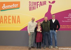 La Slow Wine Fair 2025 ha visto protagonista Demeter Italia con la partecipazione di 15 cantine italiane. In foto una piccola rappresentanza, prima di un convegno nell'Arena Demeter: Michele Lorenzetti (enologo, viticoltore e consulente in viticoltura biodinamica), Danila Mongardi (vignaiola e titolare dell’azienda agricola "Al di là del Fiume" di Marzabotto - BO), Paride Benedetti (agronomo e vignaiolo, titolare della Tenuta Santa Lucia di Mercato Saraceno - FC) e Francesco Bordini (agronomo e vignaiolo, titolare di Villa Papiano Modigliana - FC).
