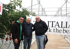 Il piacere di ritrovarsi per parlare di tecnicismi legati alla coltivazione di pomodoro in serra fredda mediterranea.