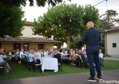 Alla presenza del comico Paolo Cevoli, il 15 luglio 2025 si è svolto a Faenza (Ravenna), presso l'azienda "Nonni" l'evento di lancio della stagione delle Pesche e Nettarine di Romagna Igp. (Fotoservizio Cristiano Riciputi)