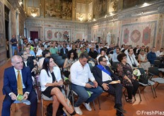 "Il melone fra tradizione e innovazione nel mercato che cambia" è il titolo dato al primo Simposio organizzato a Mantova dal Consorzio di Valorizzazione e Tutela del Melone Mantovano IGP, una tre giorni dal 22 al 24 luglio che ha avuto il clou nel pomeriggio del 23 luglio, al Palazzo Ducale, con un convegno dai contenuti di spessore e di respiro internazionale grazie alle indagini di CSO, SGMarketing e YouGov Shopper Italy. (fotoservizio Cristiano Riciputi)