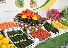 Scenografiche esposizioni di ortaggi.