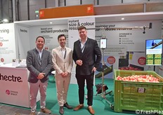 Hectre: Rafael Elorriaga Sales Manager Sud America, Matty Blomfield CEO, Marcin Pedzisz Sales Manager EU